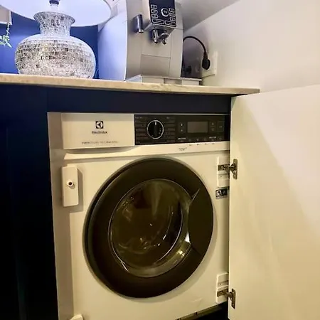 Central, Floor Apartment *