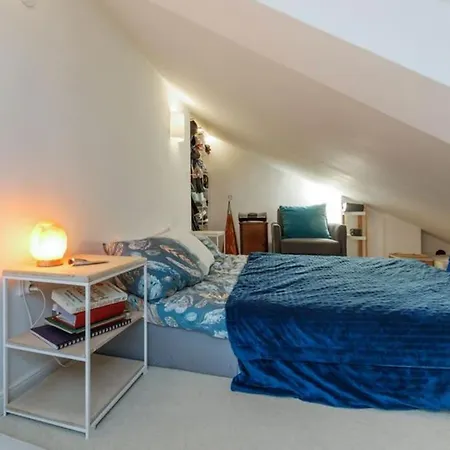 Central, Floor Apartmán *