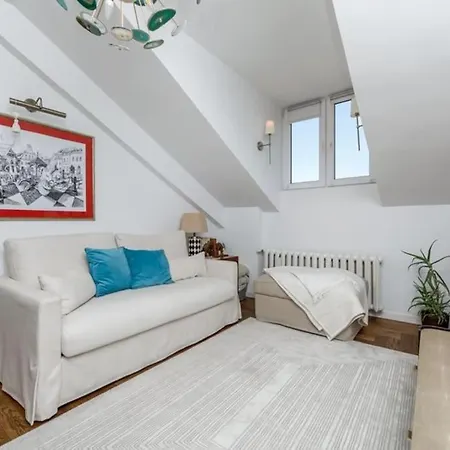 Central, Floor Apartment Warsaw